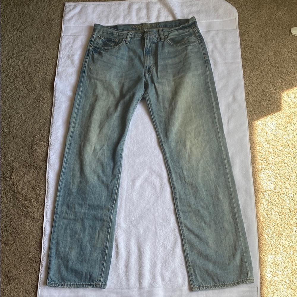 American Eagle Men’s Blue Jeans